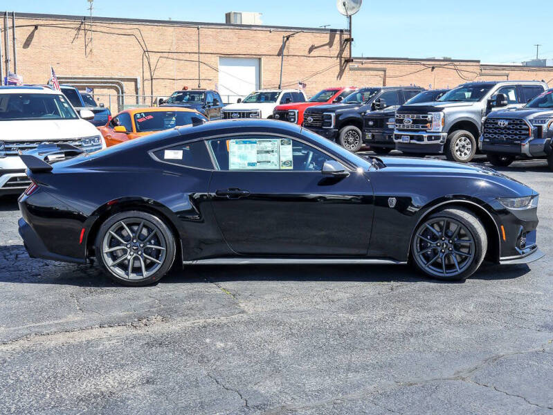 2026 Ford Mustang Dark Horse