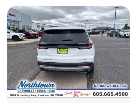 2025 GMC Acadia Elevation