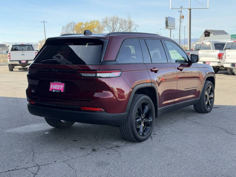 2023 Jeep Grand Cherokee Altitude
