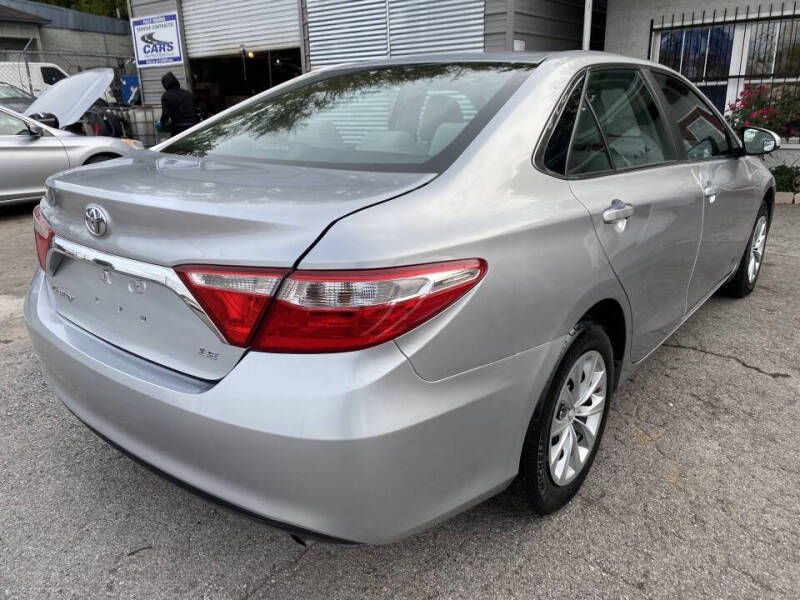 2017 Toyota Camry LE