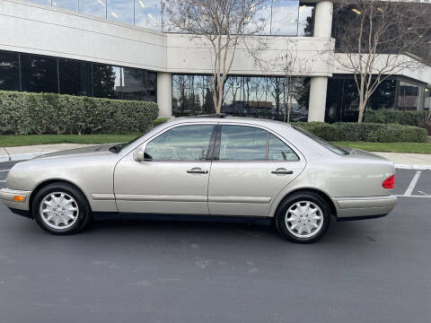 1998 Mercedes-Benz E-Class E 320