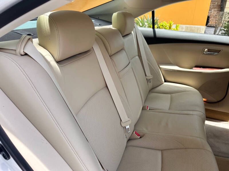 2011 Lexus ES 350