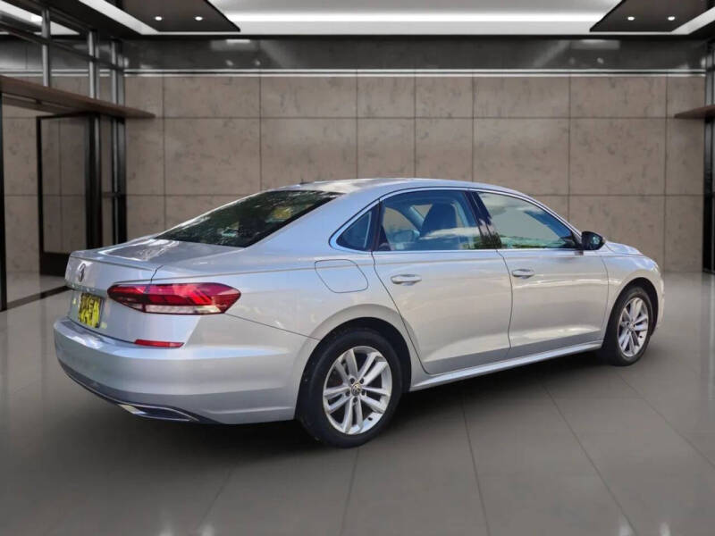 2020 Volkswagen Passat SE