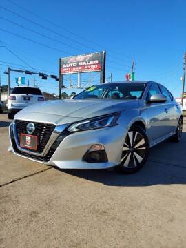 2019 Nissan Altima for sale at AMT AUTO SALES LLC in Houston TX