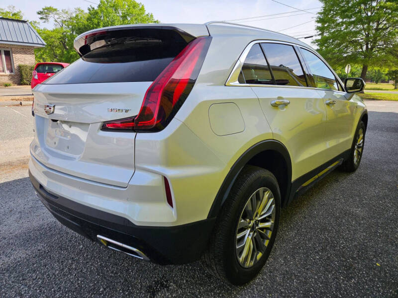 2024 Cadillac XT4 Premium Luxury