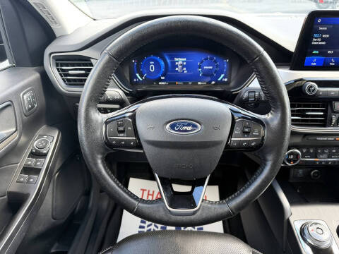 2021 Ford Escape SEL