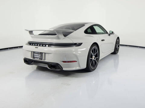 2025 Porsche 911 Carrera