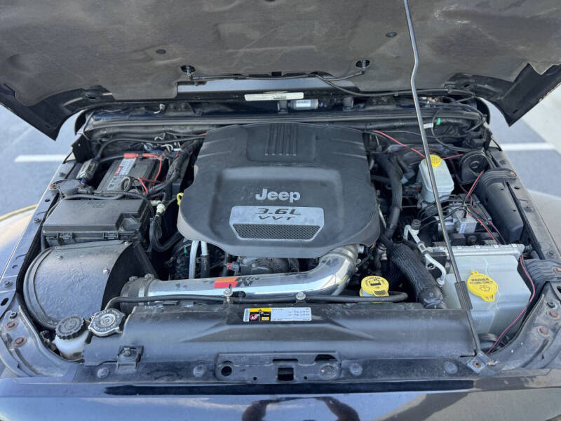 2013 Jeep Wrangler Unlimited Sahara