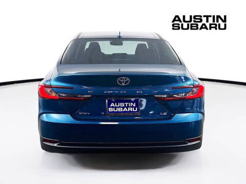 2025 Toyota Camry LE