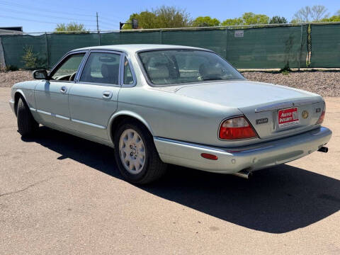 2002 Jaguar XJ-Series XJ8