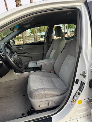 2015 Toyota Camry LE