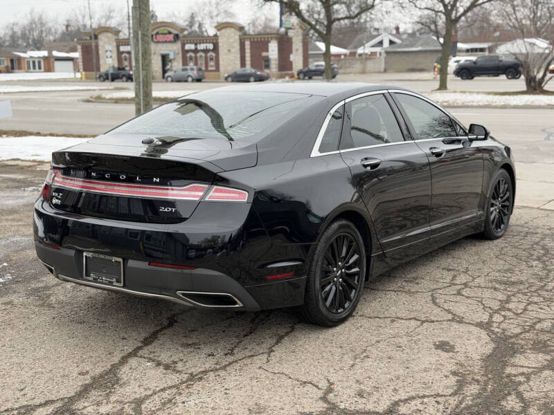 2018 Lincoln MKZ Select