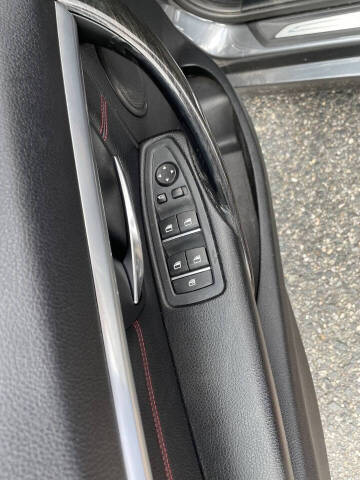 2017 BMW 3 Series 330i