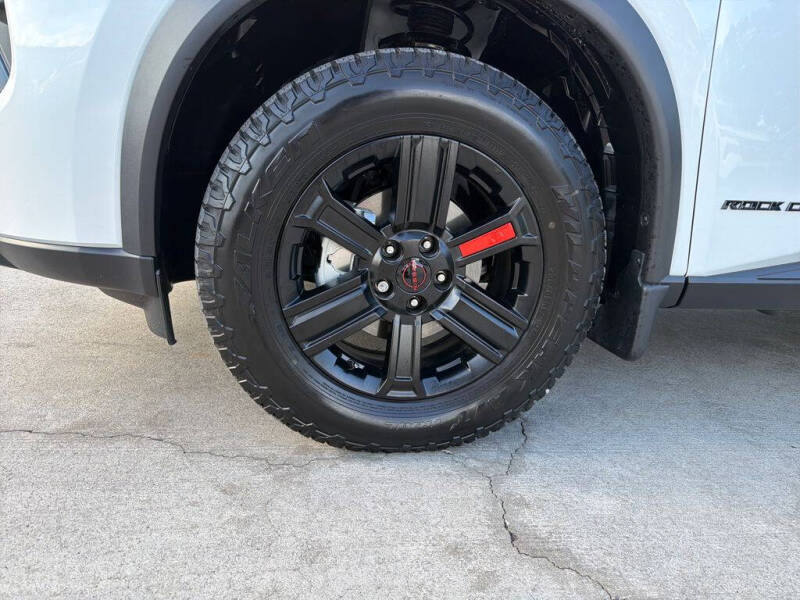 2026 Nissan Rogue Rock Creek