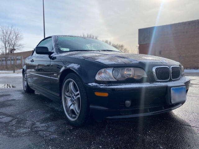 2002 BMW 3 Series for sale at Ideal Cars LLC in Skokie, IL