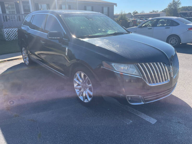 2011 Lincoln MKT