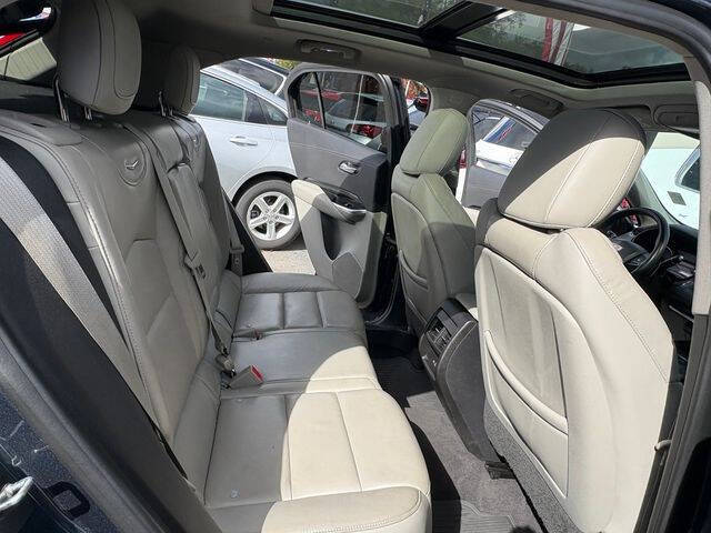 2019 Cadillac XT4 Premium Luxury