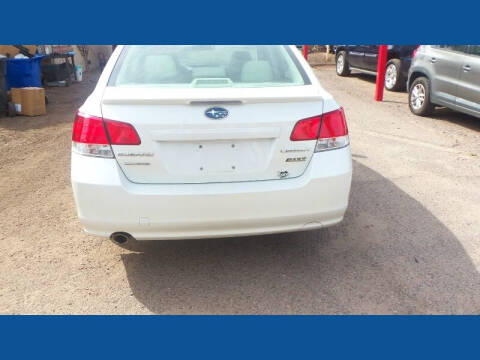 2010 Subaru Legacy 2.5i Premium