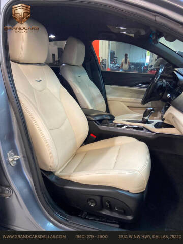 2022 Cadillac CT4 Premium Luxury