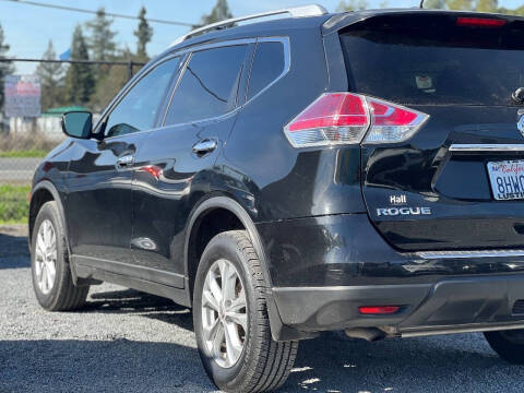 2016 Nissan Rogue SV