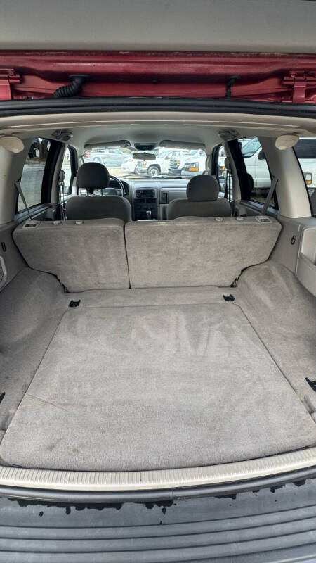 2004 Jeep Grand Cherokee Laredo