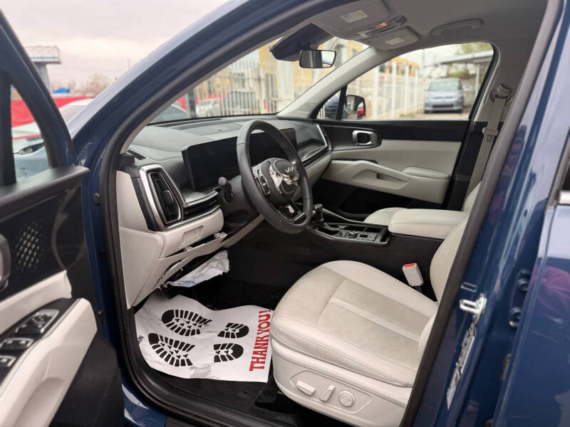 2025 Kia Sorento S
