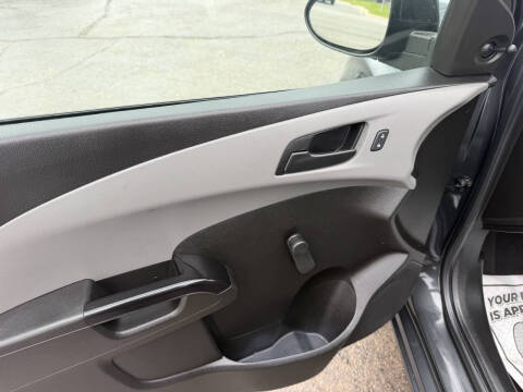 2019 Chevrolet Sonic LS Auto