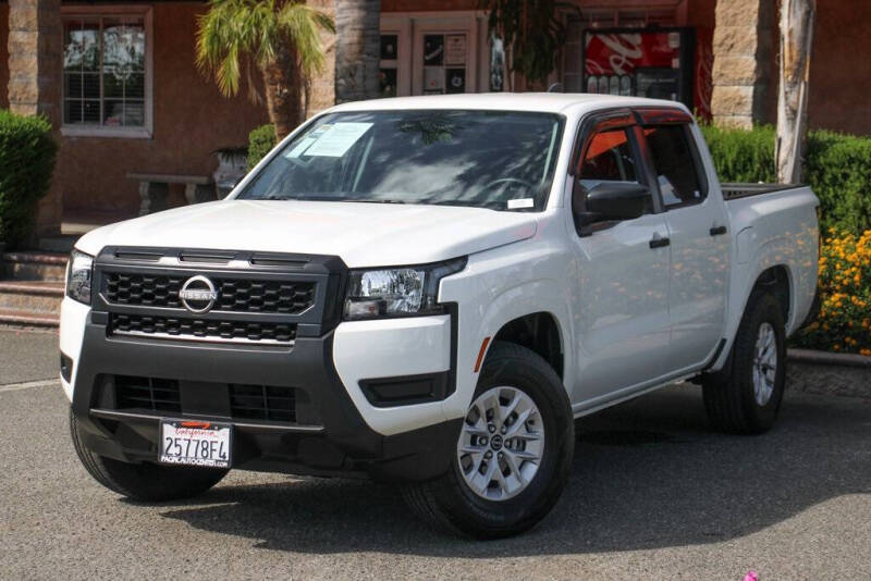 2025 Nissan Frontier S