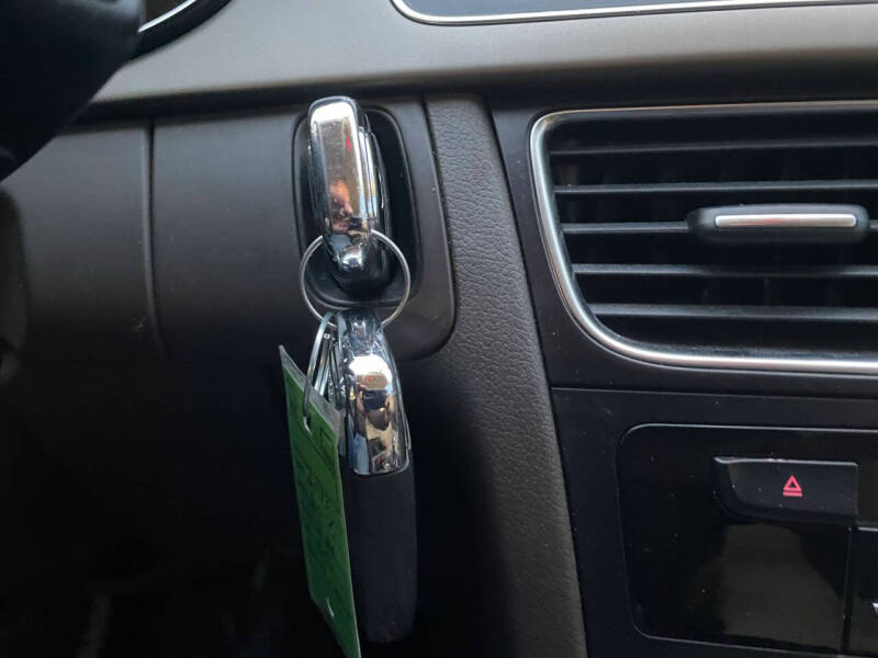 2013 Audi A4 2.0T quattro Premium Plus