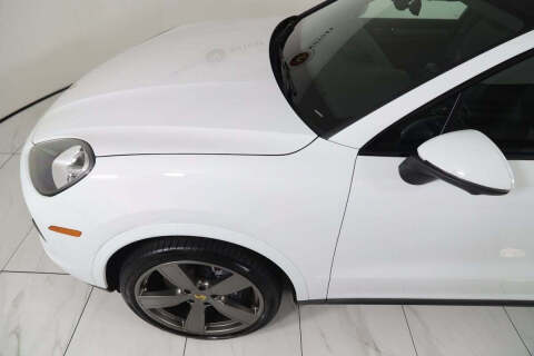 2023 Porsche Cayenne