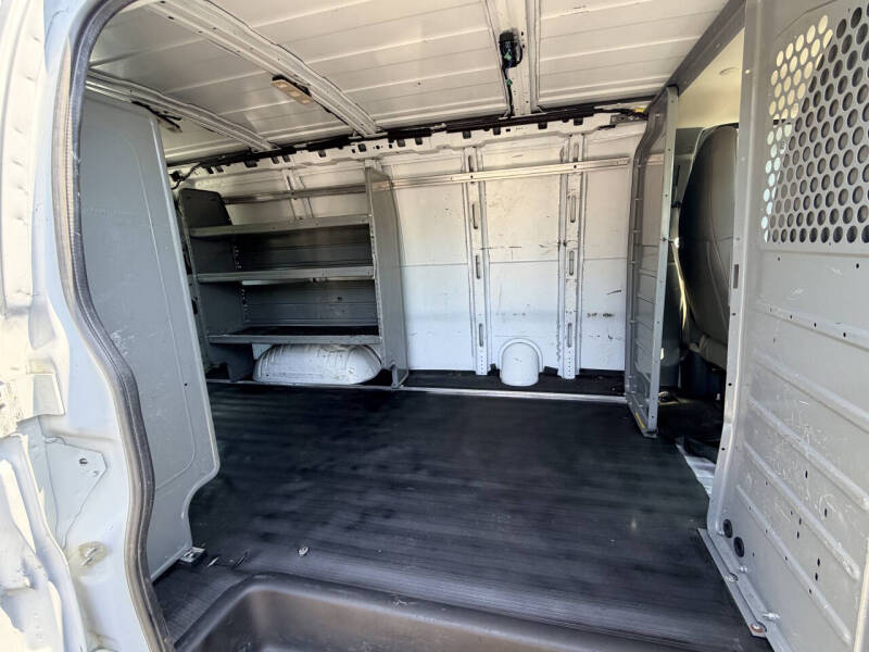 2017 Chevrolet Express 2500