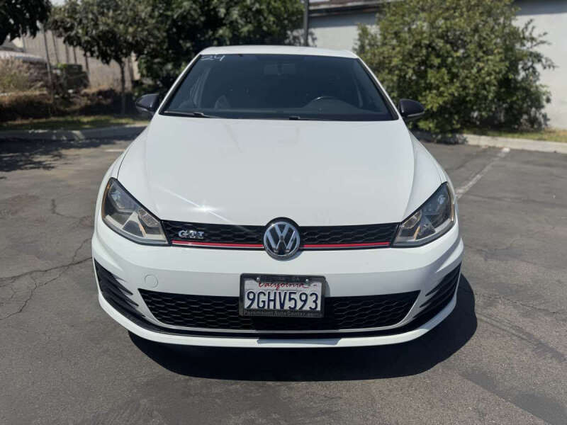 2017 Volkswagen Golf GTI S