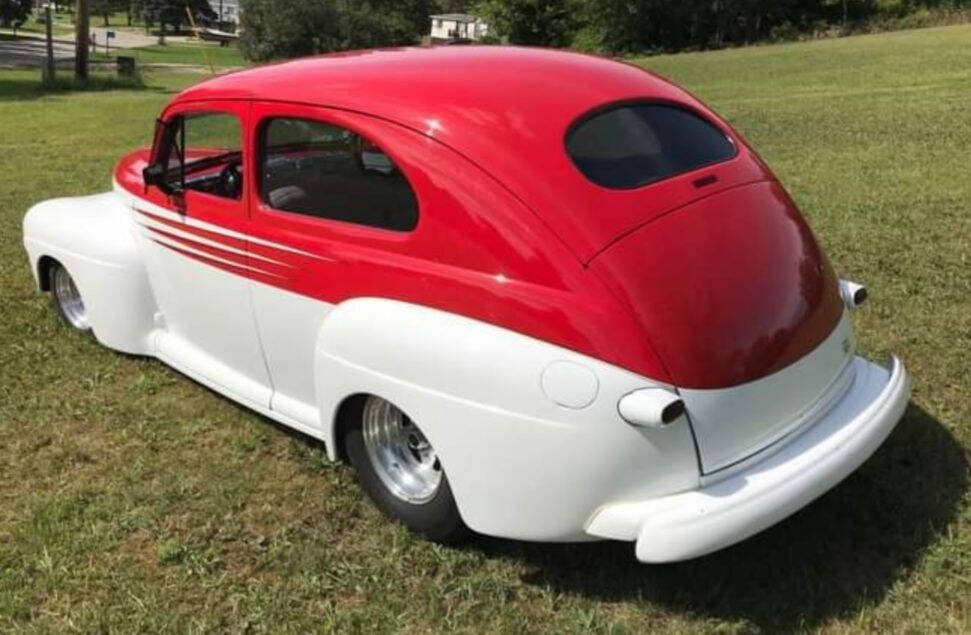1946 Ford Tudor 11