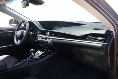 2017 Lexus ES 350