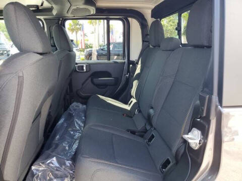 2025 Jeep Gladiator Sport S