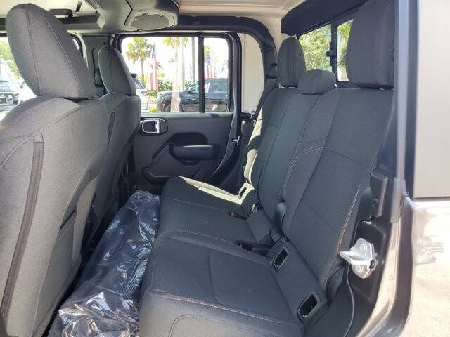 2025 Jeep Gladiator Sport S