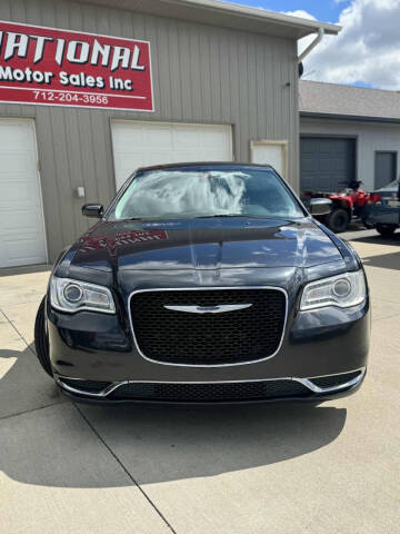 2019 Chrysler 300 Touring L