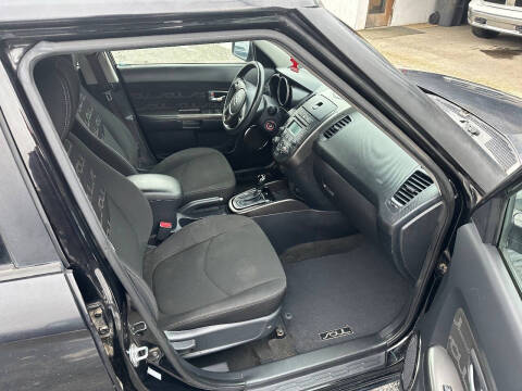2012 Kia Soul +