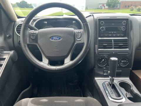2010 Ford Explorer Sport Trac XLT