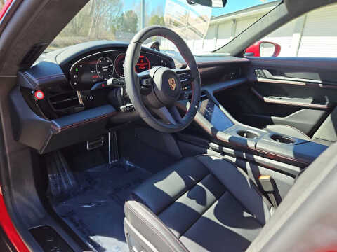 2026 Porsche Taycan GTS