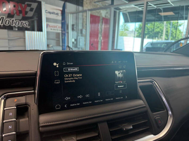 2024 GMC Yukon XL SLE