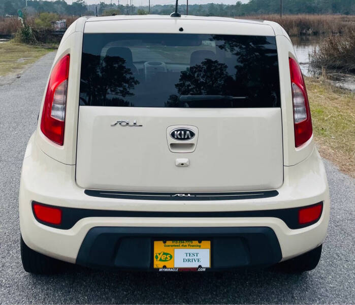 2013 Kia Soul +