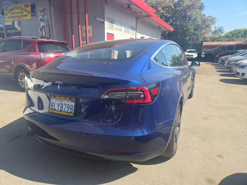 2019 Tesla Model 3 Standard Range