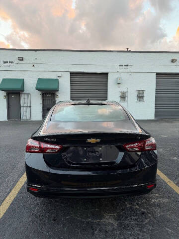 2022 Chevrolet Malibu LT