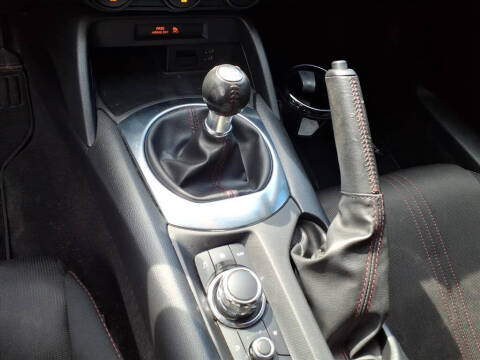 2016 Mazda MX-5 Miata Club