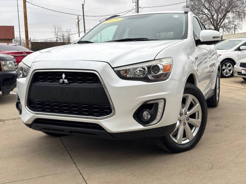 2015 Mitsubishi Outlander Sport GT's photo