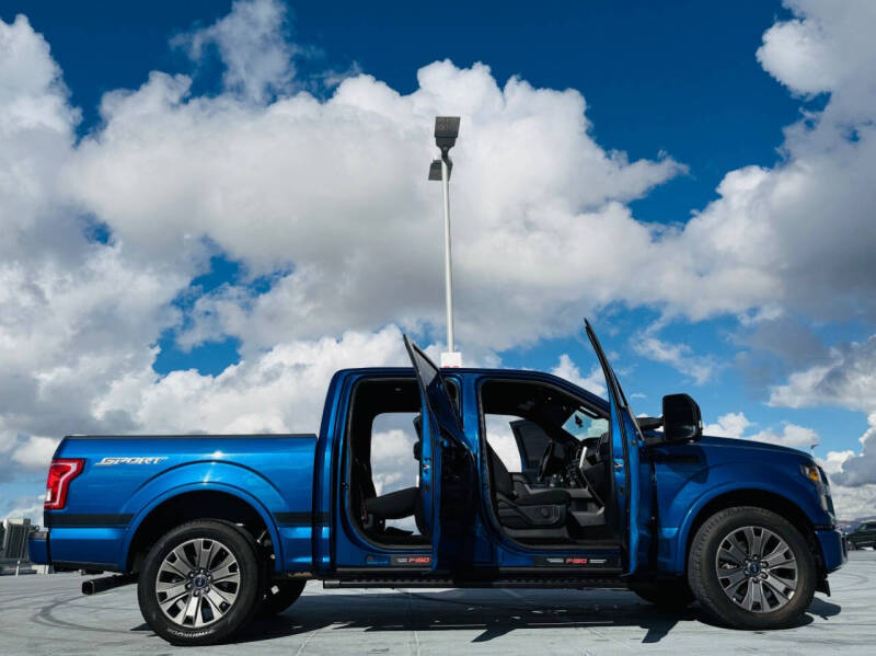 2017 Ford F-150 XLT photo 14