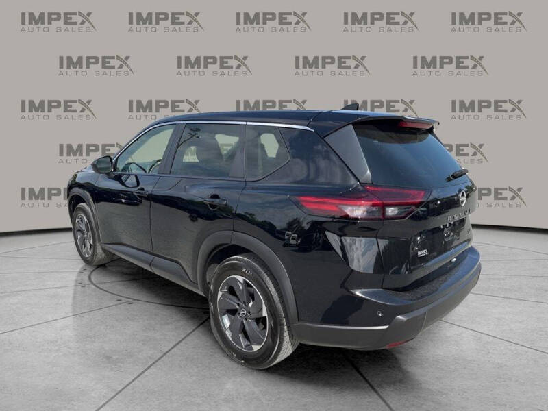 2024 Nissan Rogue SV