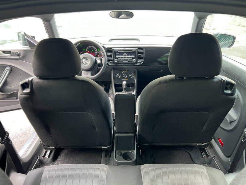 2013 Volkswagen Beetle 2.5L Entry PZEV