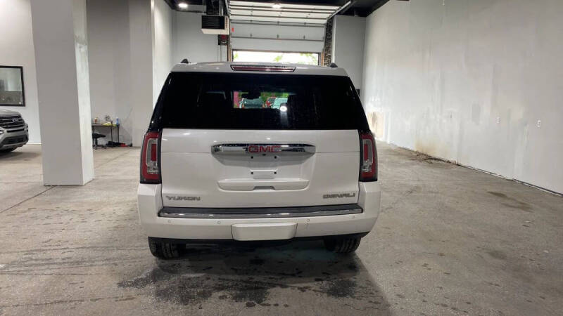 2017 GMC Yukon Denali